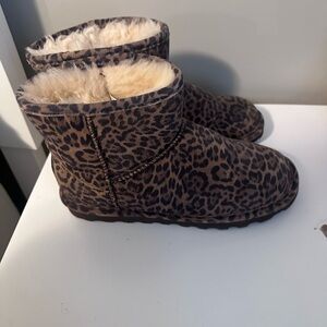 BearPaw Leopard Print Faux Shearling Ankle Boot in Brown and Black